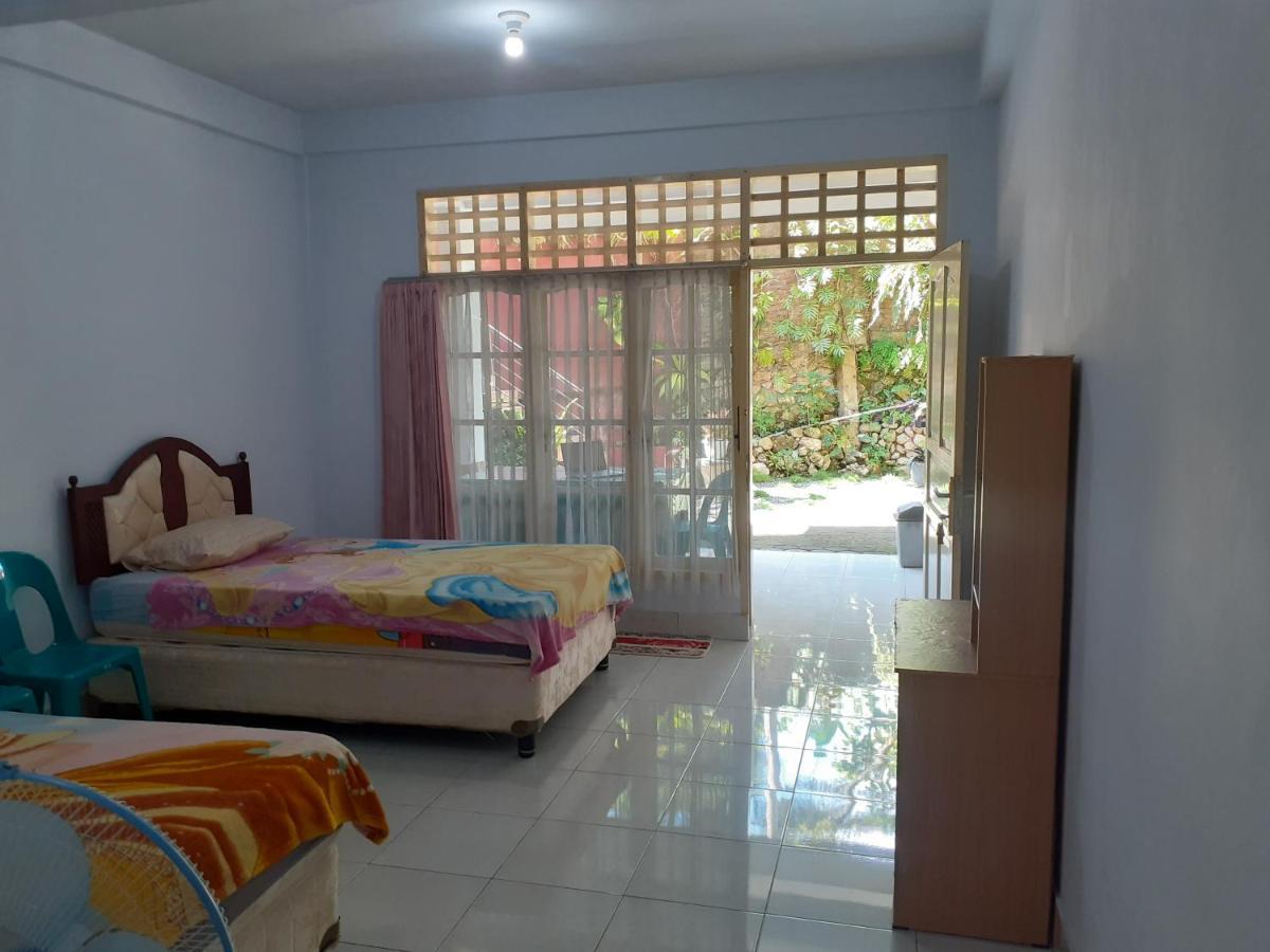 Riana'S Homestay Rantepao Bagian luar foto
